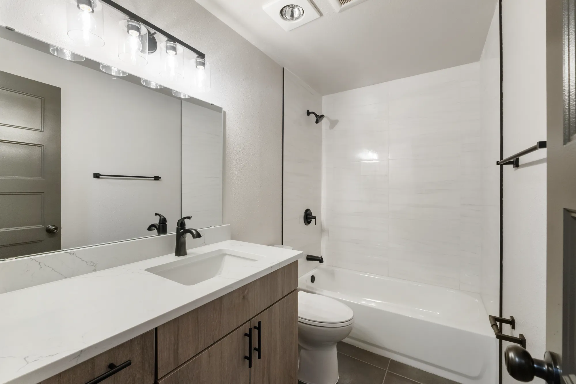 Bayswater Gallery Fully Renovated