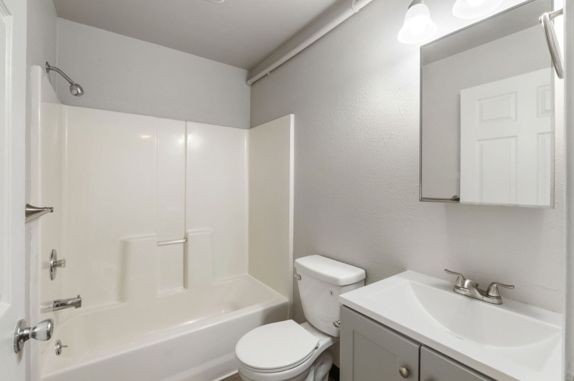 Garfield Center 2 Bedroom Gallery Image 10